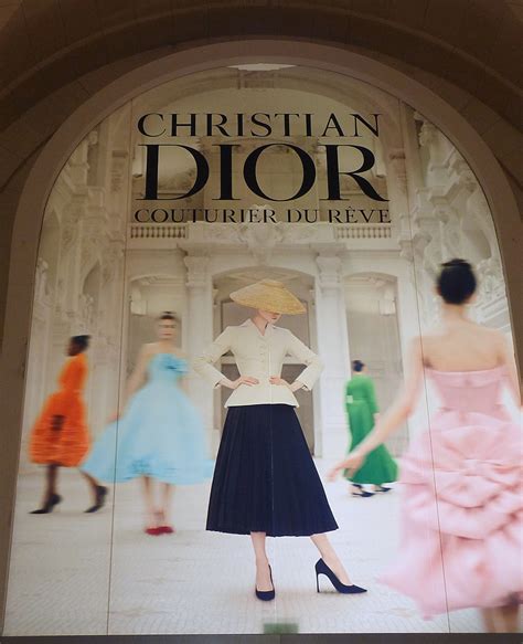 exposition christian dior couturier du reve|L’exposition « Christian Dior, couturier du rêve » au Musée des .